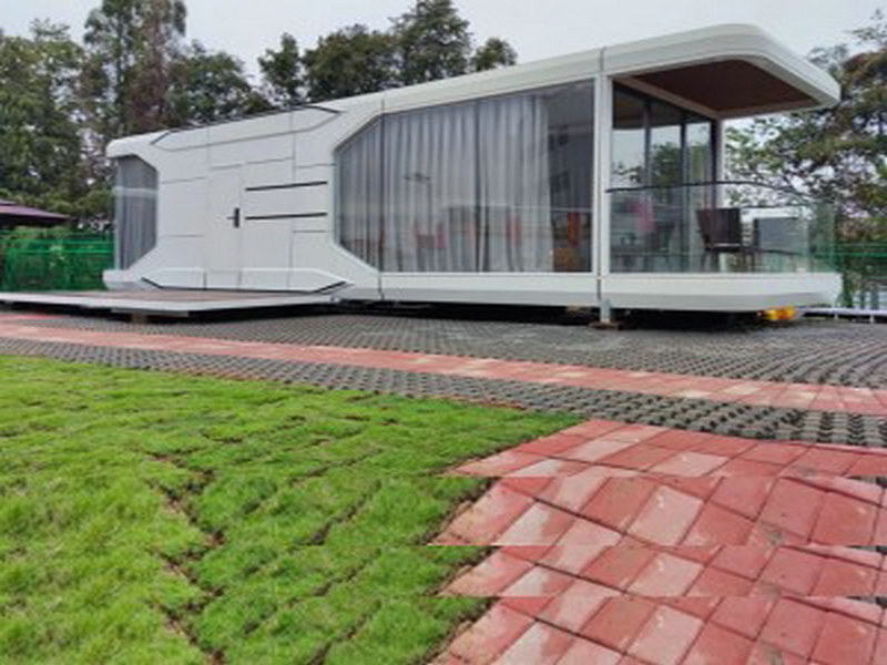 Lightweight prefabricated tiny house for sale technologies with Alpine features
